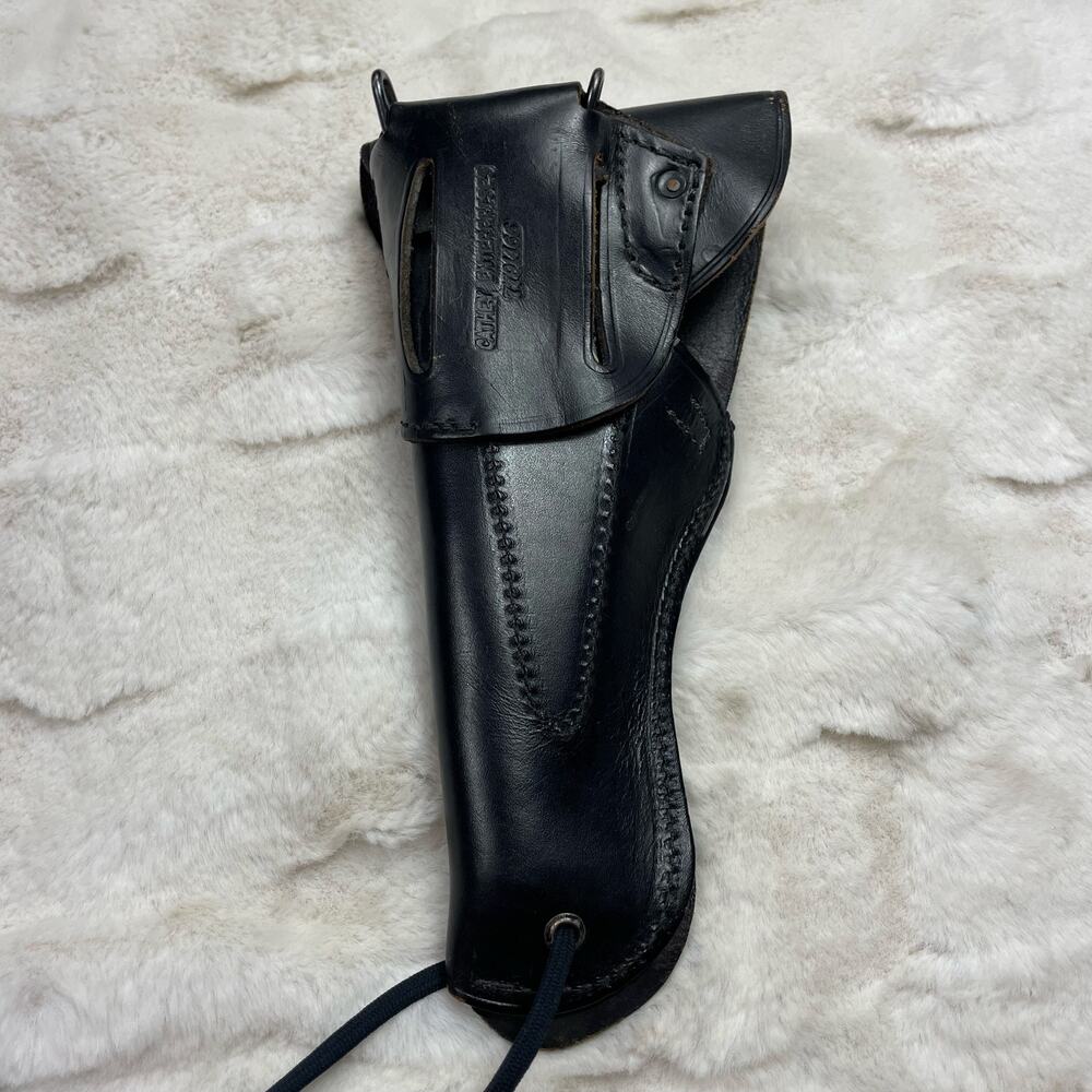 Vintage WW II Genuine US Military/ US Navy Black Leather Gun Holster Collectible